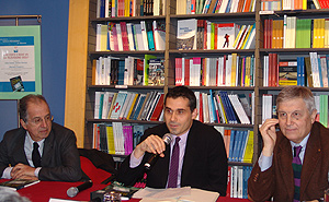 Sandro Parenzo, Massimo Scaglioni e Aldo Grasso ai Mercoledì di Vita e Pensiero (11 gennaio 2012, libreria Vita e Pensiero)