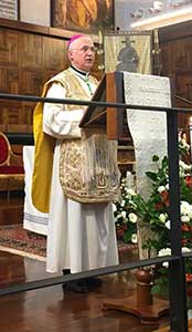 Monsignor Claudio Giuliodori durante l'omelia