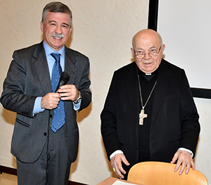 Il cardinale Elio Sgreccia (a destra) con il professor Antonio G. Spagnolo