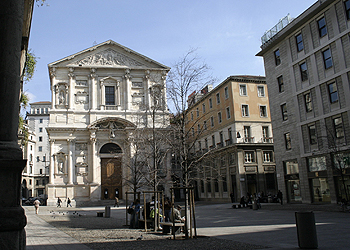 Piazza San Fedele a Milano (da Wikipedia)