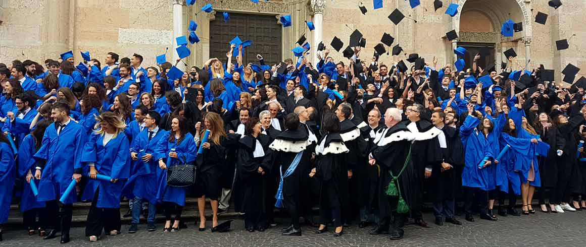 Festa di laurea in toga e tocco  Università Cattolica del Sacro Cuore