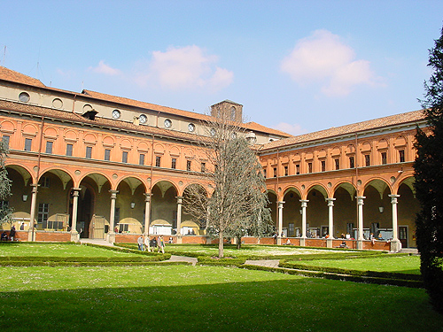 Chiostro dell'Universit&agrave; Cattolica